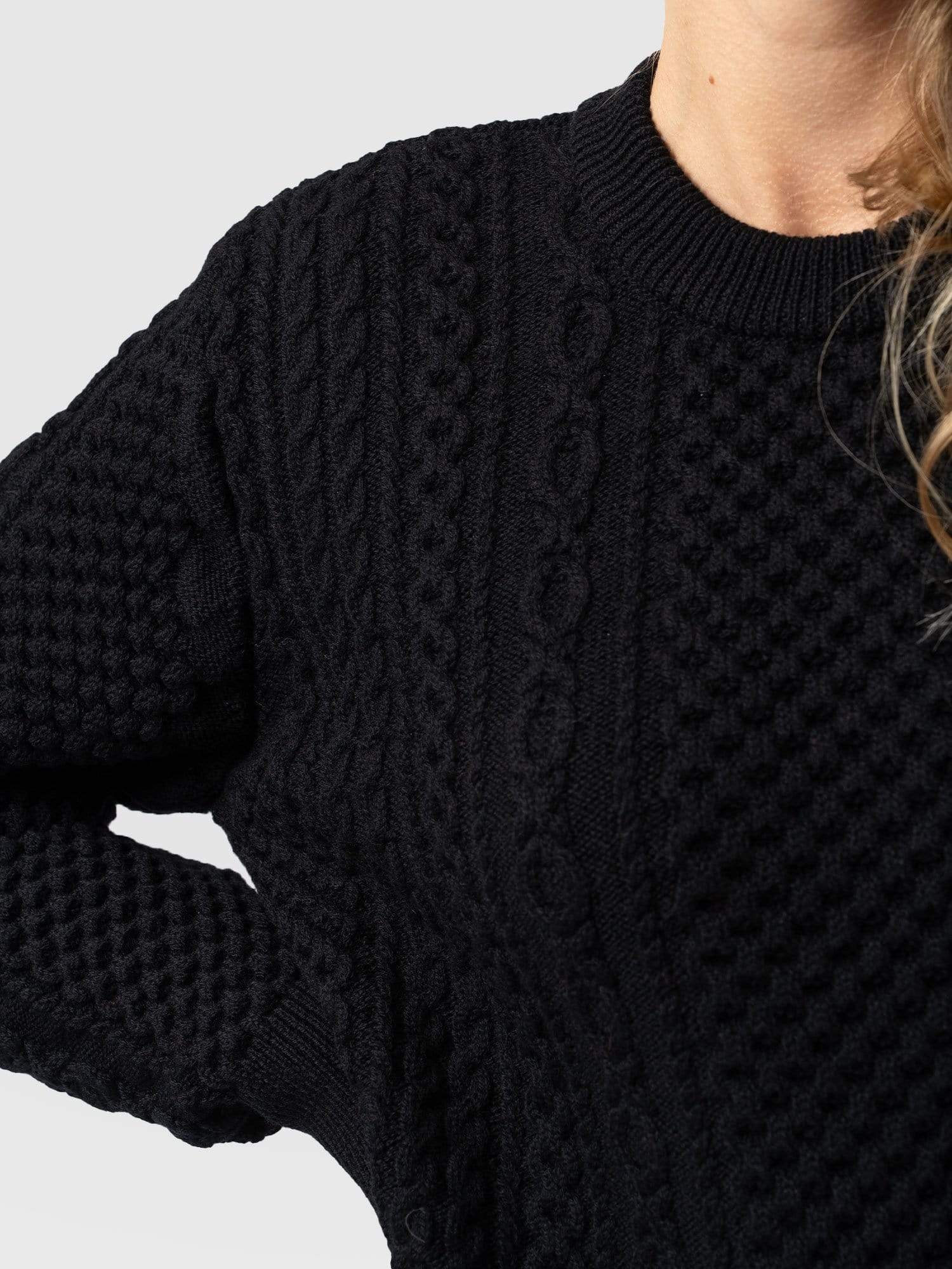 Billie Aran Knit Jumper Black - Women's Jumpers | Saint + Sofia® UK